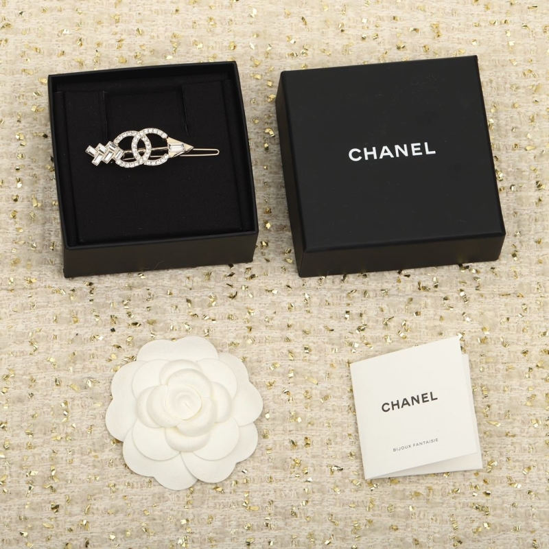Ch*el brooches
